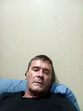 Snapshot of Rudie1 chatting on December 2025 09:35:01 PM Rudie1 online show from December 2025 09:35:01 PM