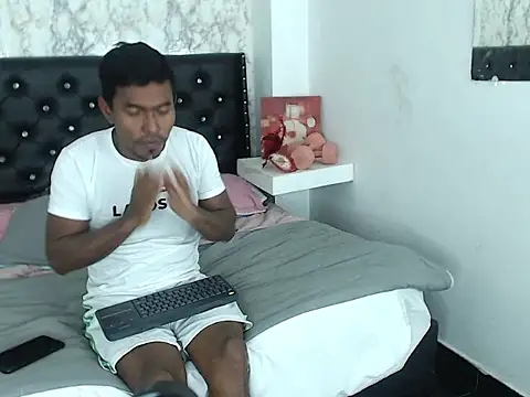 Adam Morgan2 online show from October 2025 02:54:01 AM