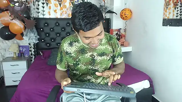 Adam Morgan2 online show from October 2025 05:07:02 AM