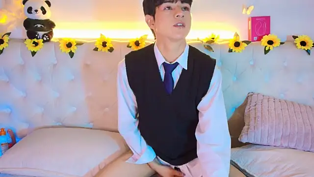 AleAurarashi online show from March 2026 02:28:01 AM