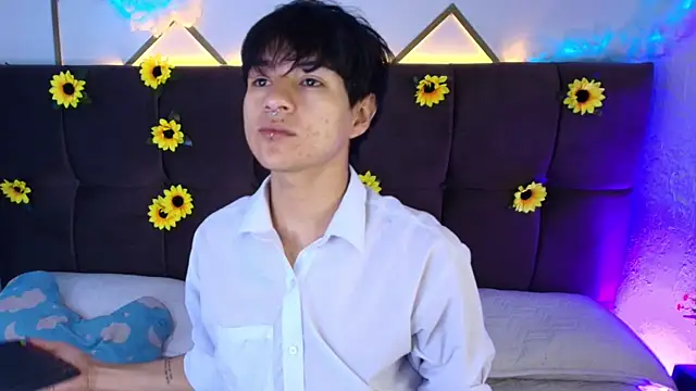 AleAurarashi online show from April 2026 10:30:02 AM