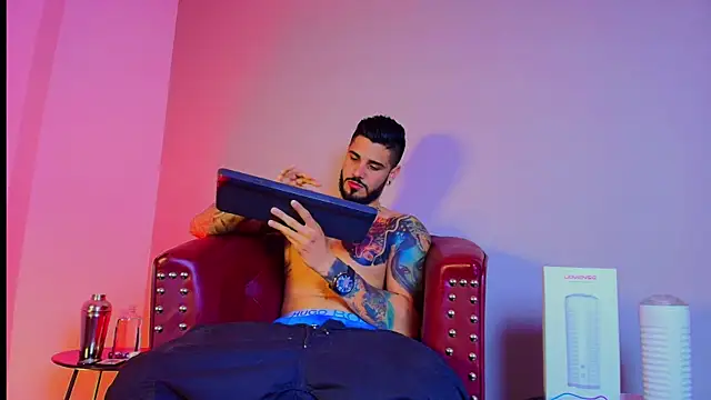 amodeus bael  online show from October 2025 01:47:01 AM