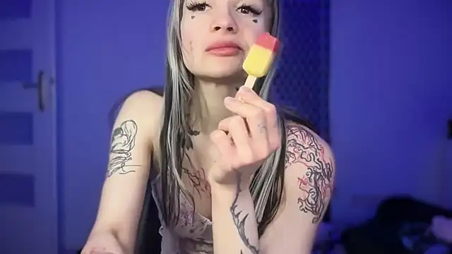 Snapshot of FluffySlutt chatting on March 2026 01:55:02 AM FluffySlutt online show from March 2026 01:55:02 AM