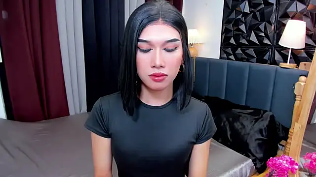 Snapshot of MaxCollins chatting on November 2025 02:50:02 PM MaxCollins online show from November 2025 02:50:02 PM