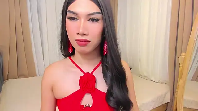 Snapshot of MaxCollins chatting on December 2025 08:39:01 PM MaxCollins online show from December 2025 08:39:01 PM