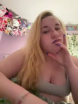 Snapshot of imawhorenslut19 chatting on April 2026 05:03:02 AM imawhorenslut19 online show from April 2026 05:03:02 AM