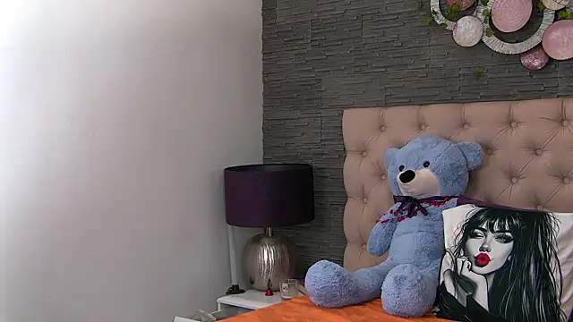 VannyFoxx online show from March 2026 03:23:02 PM