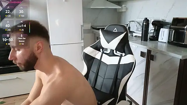 RyanStorm  online show from November 2025 01:33:02 PM