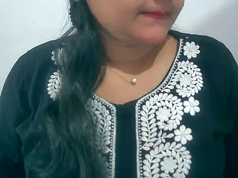 Saniya K online show from December 2025 11:08:02 AM