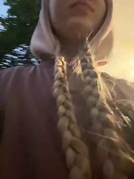 Snapshot of FroggyAnna chatting on October 2025 03:13:01 PM FroggyAnna online show from October 2025 03:13:01 PM