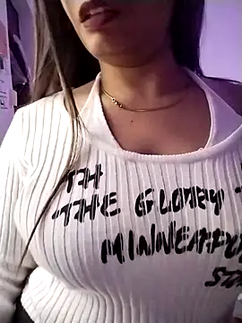 Sexy vernilla online show from November 2025 10:12:01 PM