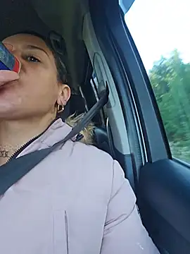 GoddessChantelle online show from November 2025 01:17:02 PM