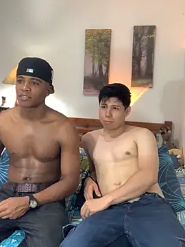 Snapshot of DEMOND_333 chatting on October 2025 04:15:01 AM DEMOND 333 online show from October 2025 04:15:01 AM