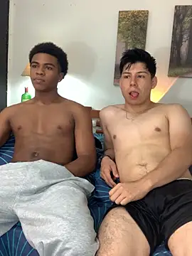 Snapshot of DEMOND_333 chatting on November 2025 03:25:02 PM DEMOND 333 online show from November 2025 03:25:02 PM