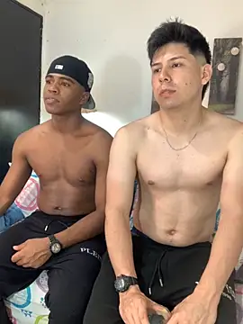 Snapshot of DEMOND_333 chatting on November 2025 03:06:02 AM DEMOND 333 online show from November 2025 03:06:02 AM