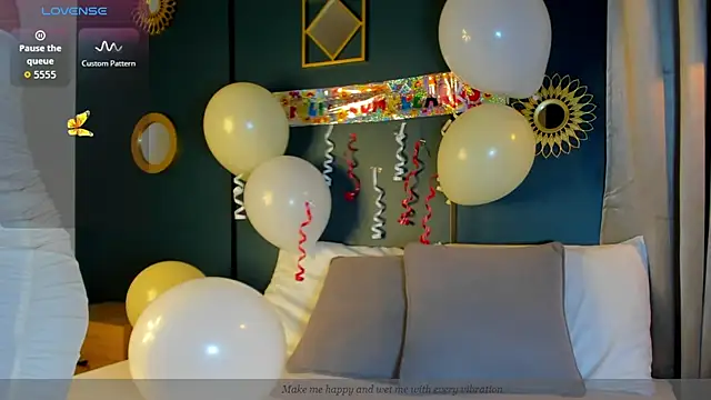 Snapshot of angie_leonn chatting on March 2026 12:35:02 PM angie leonn online show from March 2026 12:35:02 PM