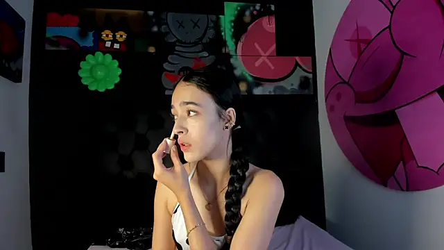 Snapshot of miIa_bratz chatting on April 2026 08:47:01 PM miIa bratz online show from April 2026 08:47:01 PM