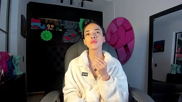 Snapshot of miIa_bratz chatting on April 2026 08:23:01 PM miIa bratz online show from April 2026 08:23:01 PM