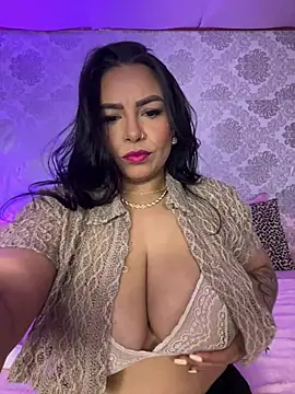 Snapshot of Vicky_Saidi chatting on June 2026 10:52:01 AM Vicky Saidi online show from June 2026 10:52:01 AM