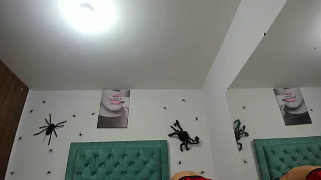 Rihanna hotx online show from October 2025 11:43:01 PM