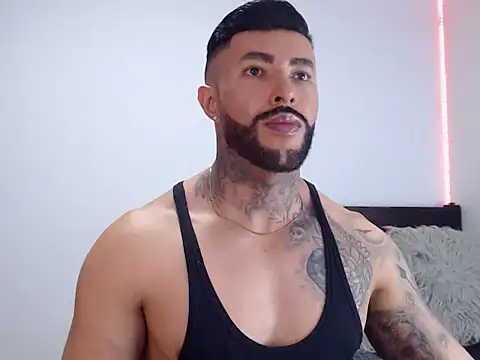 Snapshot of andrea_de_lucaa chatting on October 2025 03:48:01 AM andrea de lucaa online show from October 2025 03:48:01 AM
