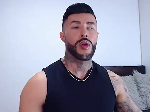 Snapshot of andrea_de_lucaa chatting on October 2025 04:21:01 AM andrea de lucaa online show from October 2025 04:21:01 AM