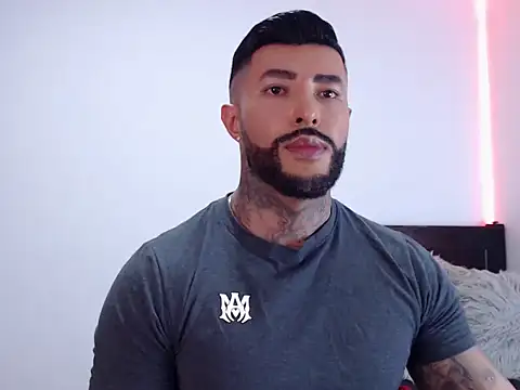 Snapshot of andrea_de_lucaa chatting on October 2025 03:38:02 AM andrea de lucaa online show from October 2025 03:38:02 AM