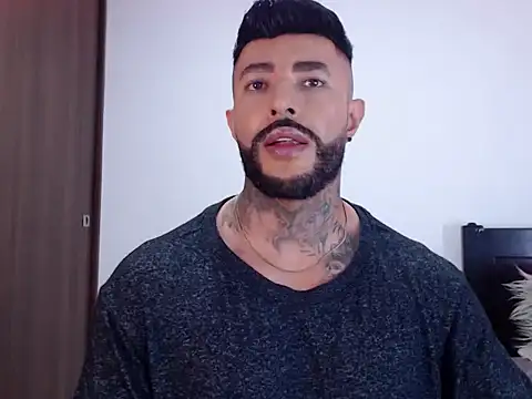 Snapshot of andrea_de_lucaa chatting on October 2025 04:26:01 AM andrea de lucaa online show from October 2025 04:26:01 AM