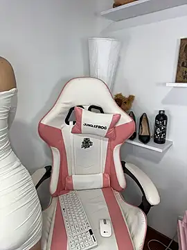 sofi sweet 7 online show from July 2026 08:04:02 PM