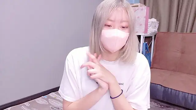 Nana  ch online show from November 2025 05:07:02 AM