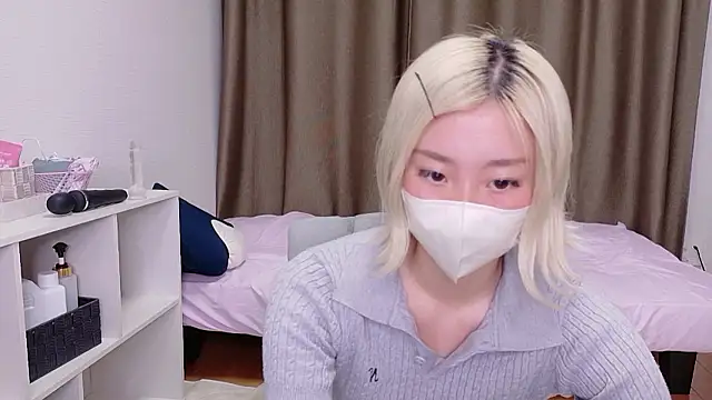 Snapshot of Nana__ch chatting on June 2026 04:22:01 PM Nana ch online show from June 2026 04:22:01 PM