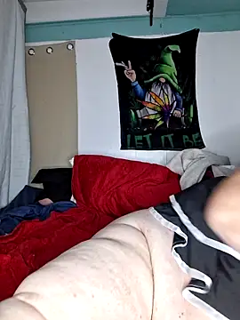 Snapshot of Courdles chatting on September 2025 01:33:01 PM Courdles online show from September 2025 01:33:01 PM