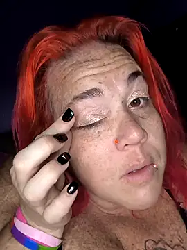 Snapshot of Courdles chatting on October 2025 11:29:02 AM Courdles online show from October 2025 11:29:02 AM