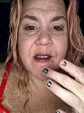 Snapshot of Courdles chatting on November 2025 12:38:01 PM Courdles online show from November 2025 12:38:01 PM