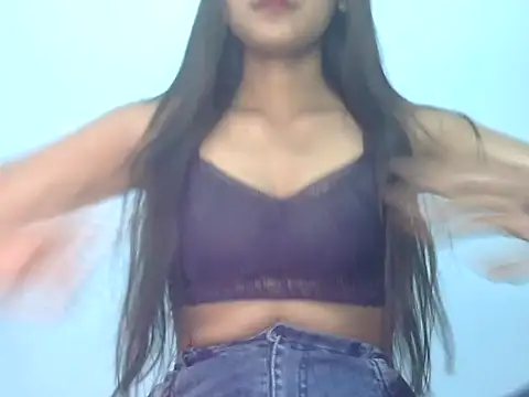 Snapshot of Nura7 chatting on December 2025 06:30:02 AM Nura7 online show from December 2025 06:30:02 AM