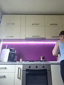 Snapshot of PalomaDesireee chatting on April 2026 06:52:01 AM PalomaDesireee online show from April 2026 06:52:01 AM