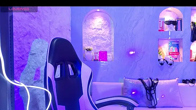 Snapshot of Sophia_tf chatting on March 2026 08:06:02 PM Sophia tf online show from March 2026 08:06:02 PM