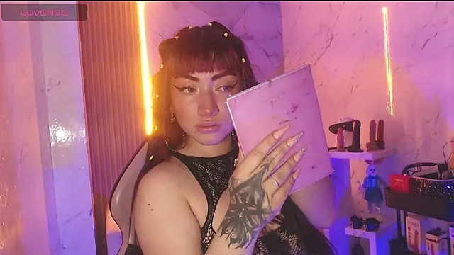 Snapshot of Sophia_tf chatting on April 2026 03:31:02 AM Sophia tf online show from April 2026 03:31:02 AM