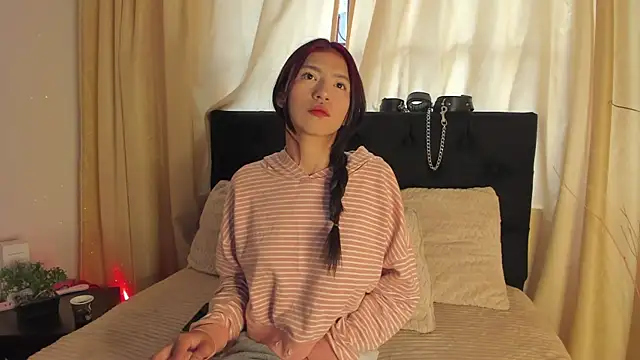 Tiffany Nm online show from September 2025 03:25:01 PM