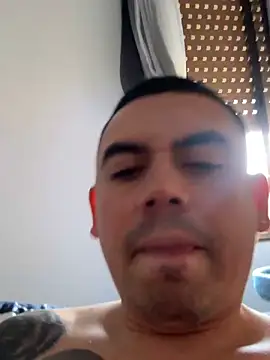 Snapshot of davidxxx099 chatting on March 2026 03:07:01 PM davidxxx099 online show from March 2026 03:07:01 PM