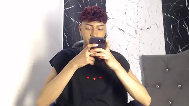 Snapshot of owen_sexy25 chatting on September 2025 08:42:02 PM owen sexy25 online show from September 2025 08:42:02 PM