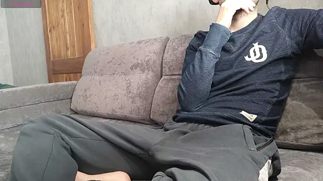 TommyShe1by online show from September 2025 08:49:02 AM