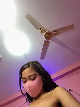 Snapshot of maya-Couple19 chatting on April 2026 06:03:01 PM maya-Couple19 online show from April 2026 06:03:01 PM