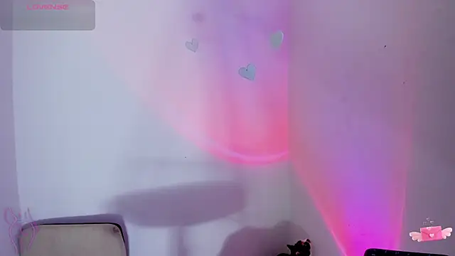 Snapshot of Viioleett_cum chatting on February 2026 02:01:02 PM Viioleett cum online show from February 2026 02:01:02 PM