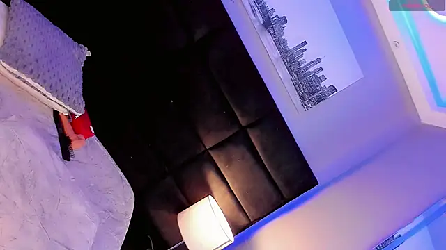 Snapshot of Ana_Paaula23 chatting on October 2025 08:33:01 PM Ana Paaula23 online show from October 2025 08:33:01 PM