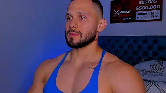 andrewcorey1 online show from September 2025 11:48:01 PM