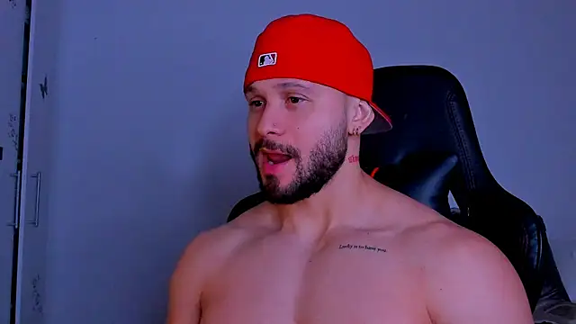 andrewcorey1 online show from September 2025 01:31:02 AM