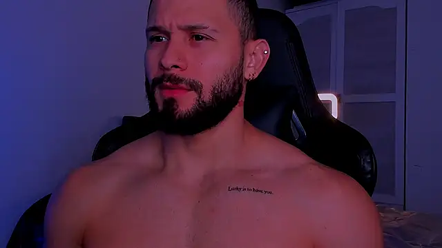 andrewcorey1 online show from October 2025 09:30:01 AM