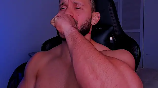 andrewcorey1 online show from October 2025 09:36:01 PM