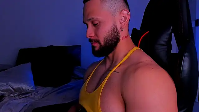 andrewcorey1 online show from October 2025 11:29:02 PM